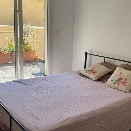 Sea-view Rooftop Terrace Apartment, Апартаменты *