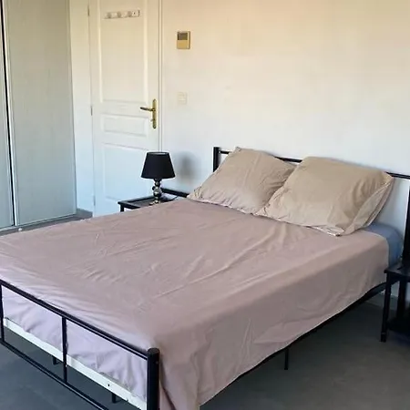 Sea-view Rooftop Terrace Apartment, Апартаменты *